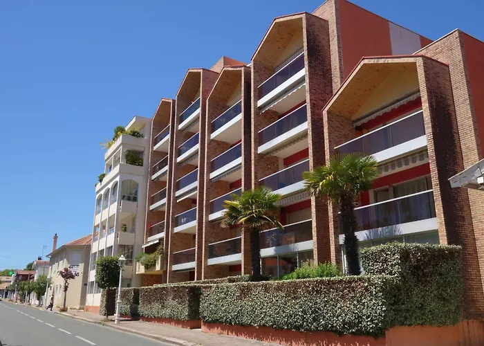 Apartment Plein Soleil-5 By Interhome Arcachon